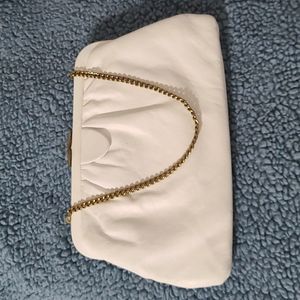 Clutch Contessa
